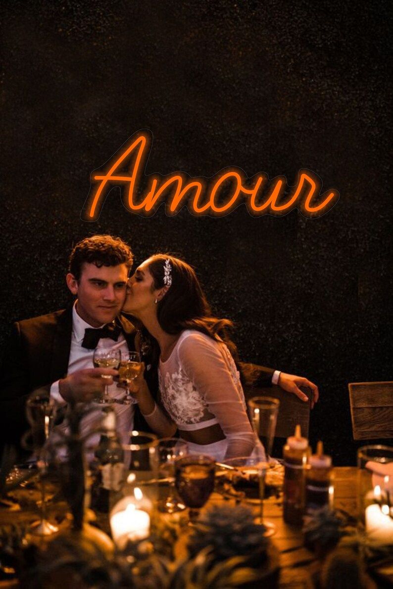 Néon “amour” – Location mariage Landes