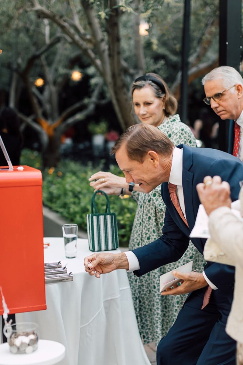 Borne de tatouages éphémères beige