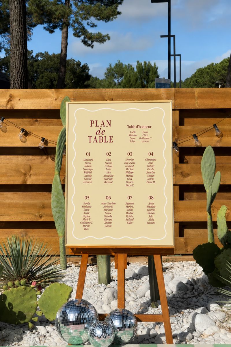 Plan de table sur chevalet en bois