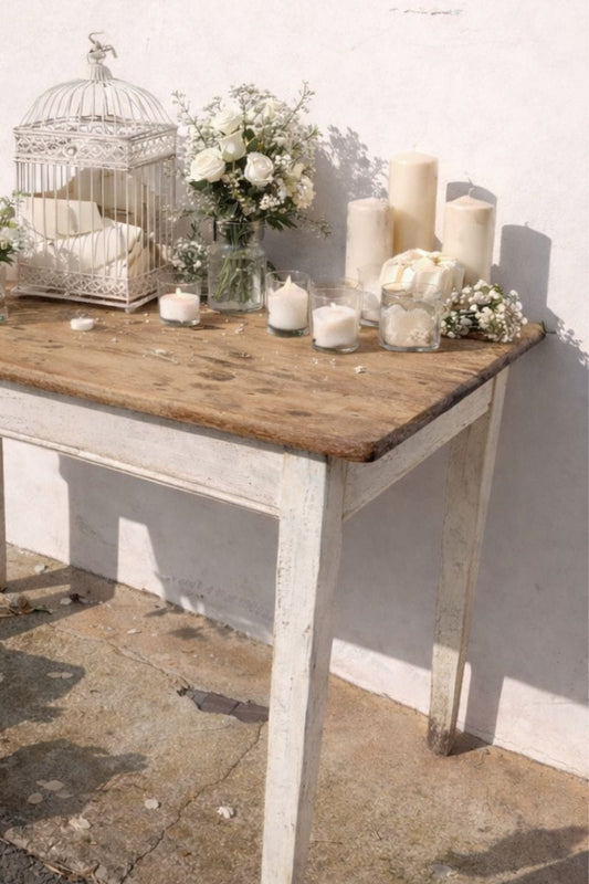 Petite table en bois