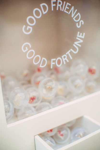 Distributeur de balles pour mariages