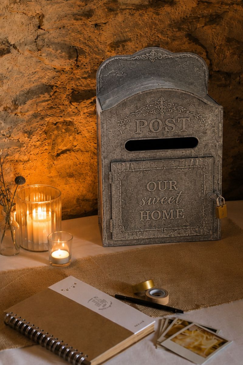 Boite aux lettres vintage pour mariage ou évènement